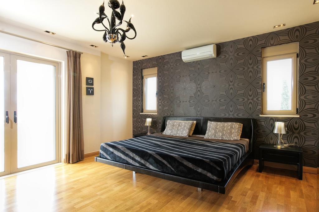 Villa Prigipessa Agia Marina Екстериор снимка