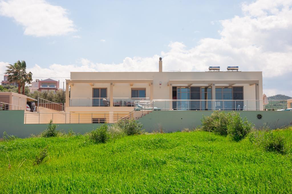Villa Prigipessa Agia Marina Екстериор снимка