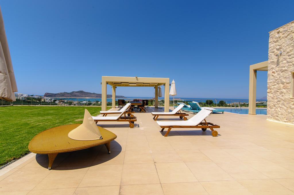 Villa Prigipessa Agia Marina Екстериор снимка