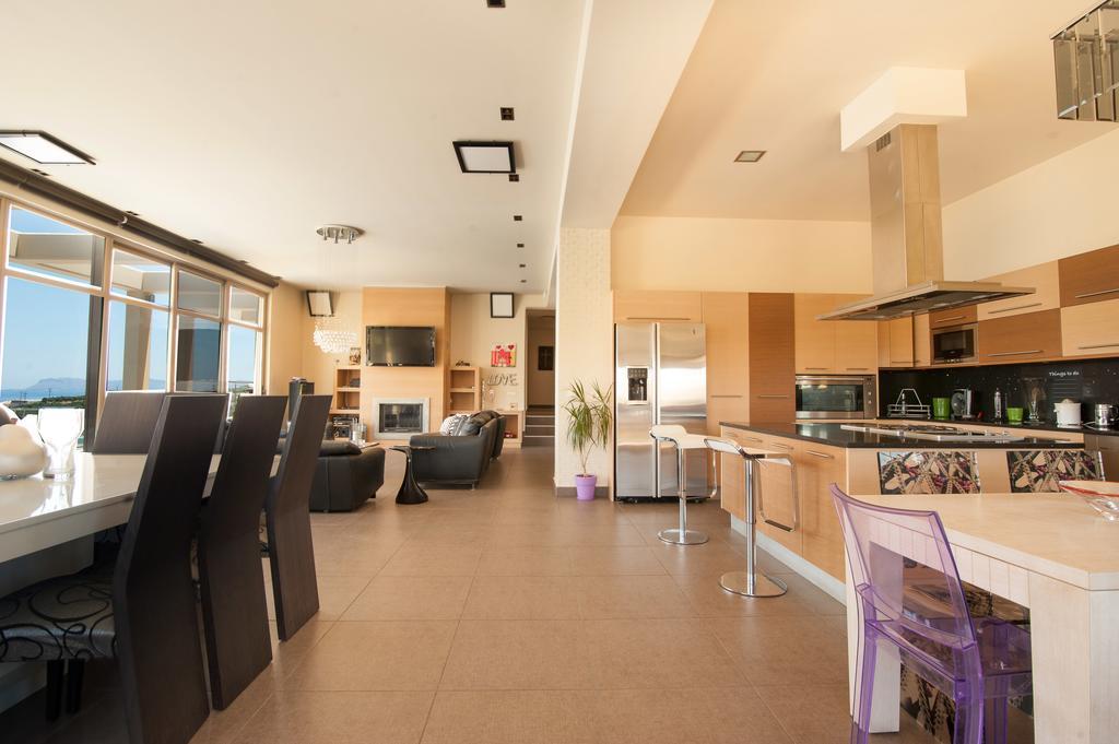 Villa Prigipessa Agia Marina Екстериор снимка