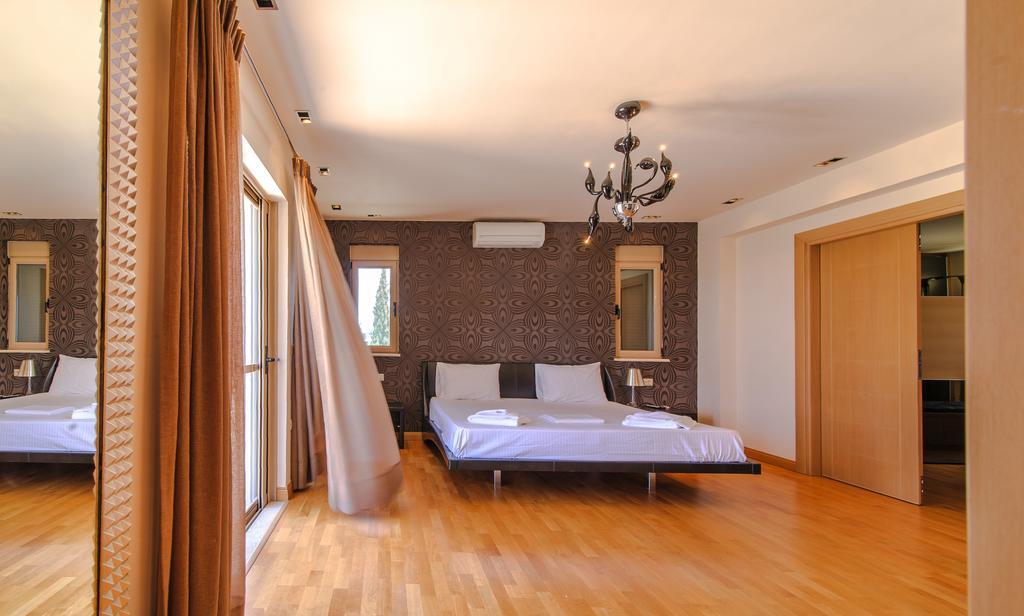 Villa Prigipessa Agia Marina Екстериор снимка